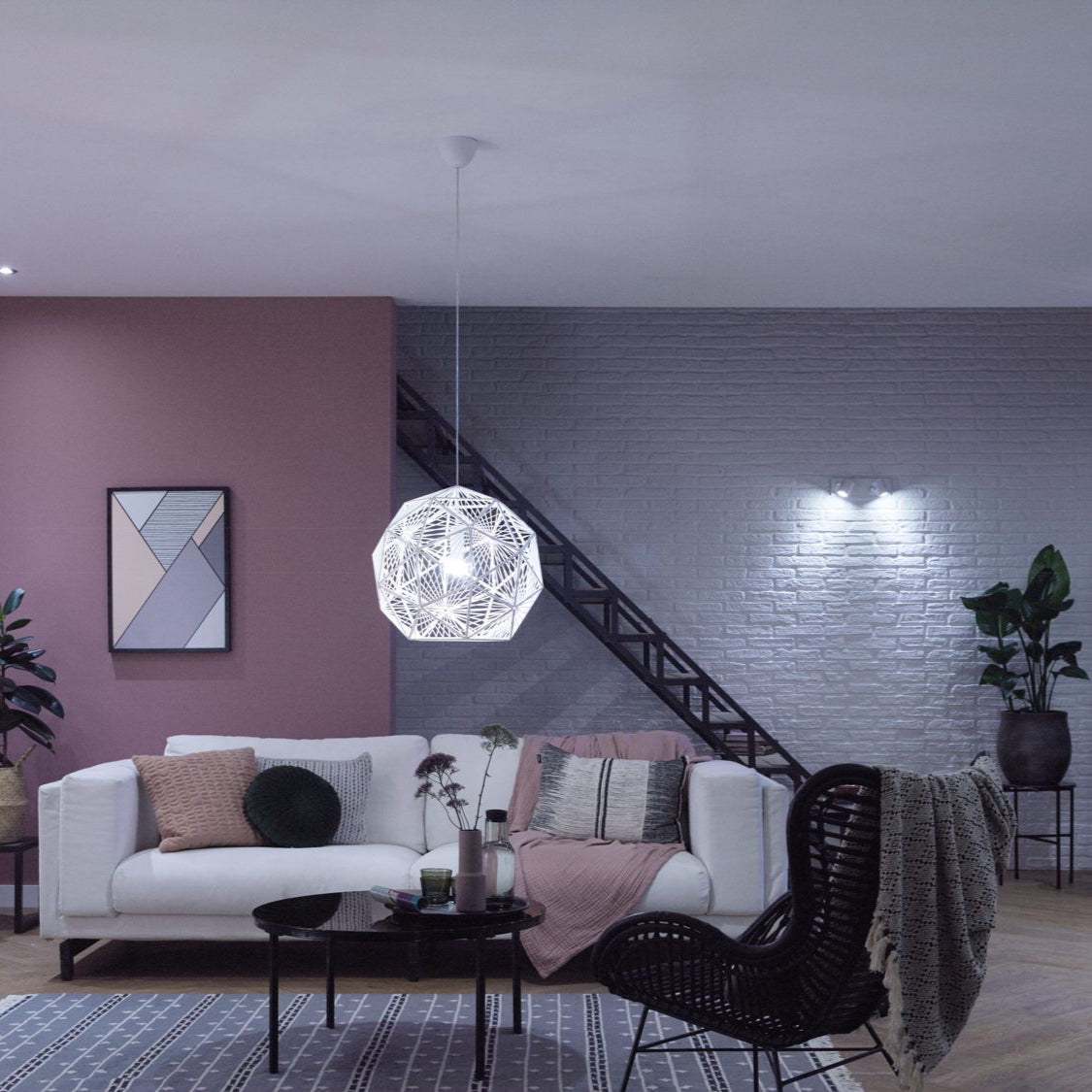 Viedais Apgaismojuma Komplekts Philips Hue 3xWhite Ambiance E27 - Burzmart.lv